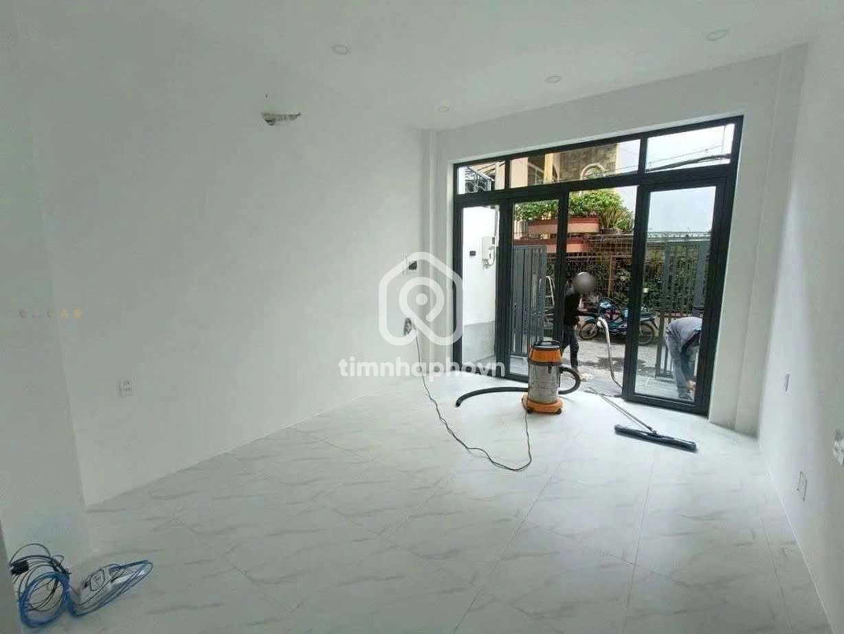 82A Đường Phó Đức Chính, Phường 1, Bình Thạnh