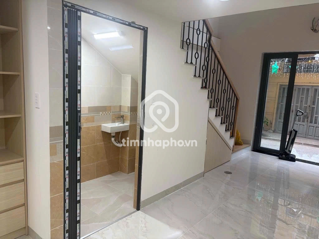 429/30 Đường Hoàng Văn Thụ, Phường 2, Tân Bình