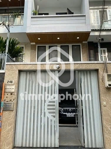 246 Đường Nguyễn Đình Chính, Phường 11, Phú Nhuận