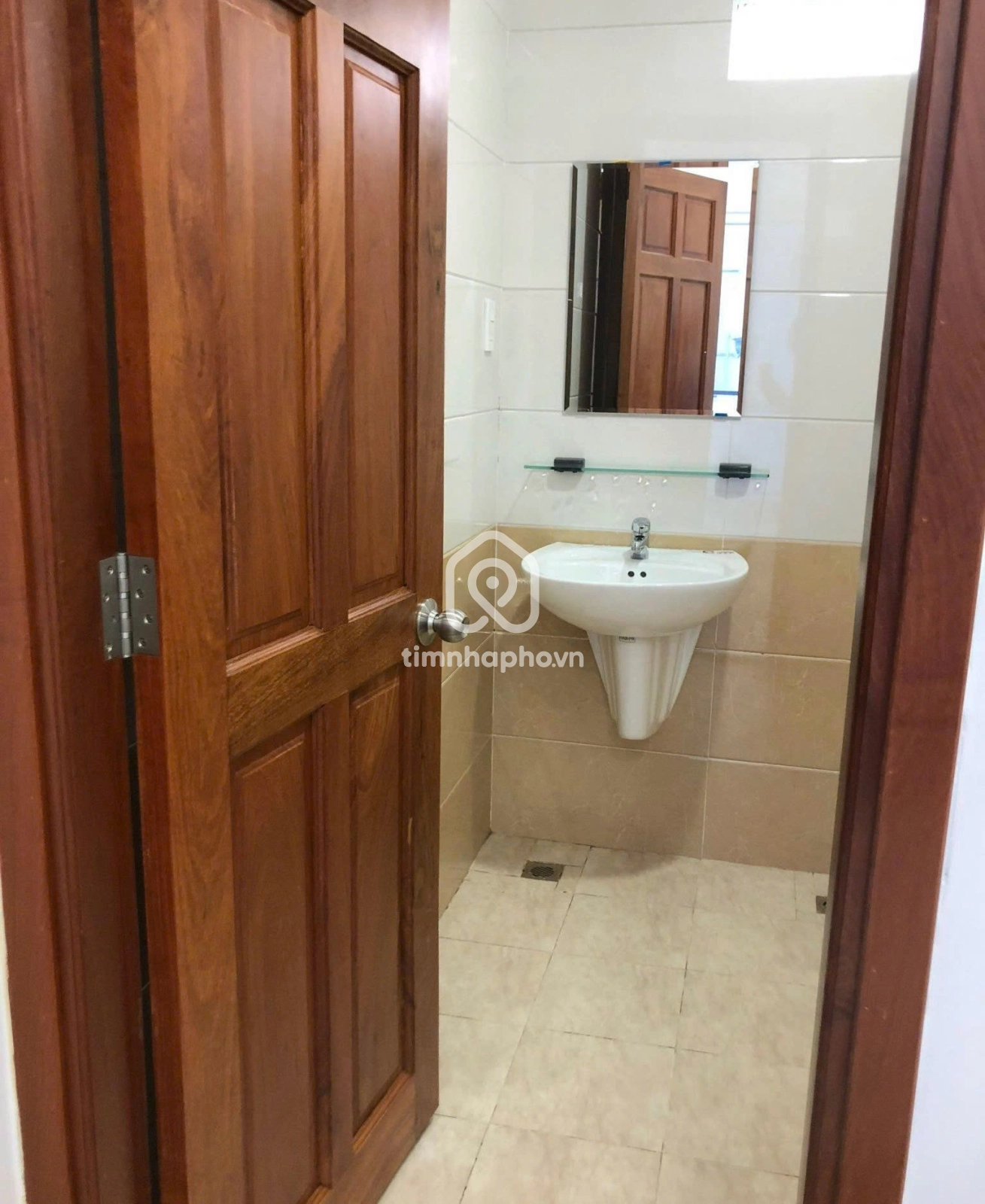 212/327/15A Đường Nguyễn Văn Nguyễn, Phường Tân Định, Quận 1