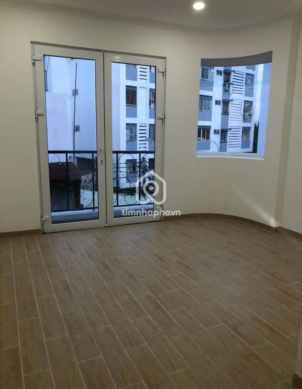 212/327/15A Đường Nguyễn Văn Nguyễn, Phường Tân Định, Quận 1