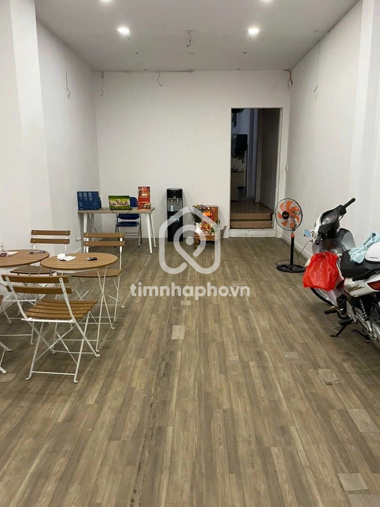 93 Đường Số 45, Phường 6, Quận 4