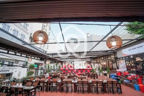 137 Đường Phan Đăng Lưu, Phường 2, Phú Nhuận