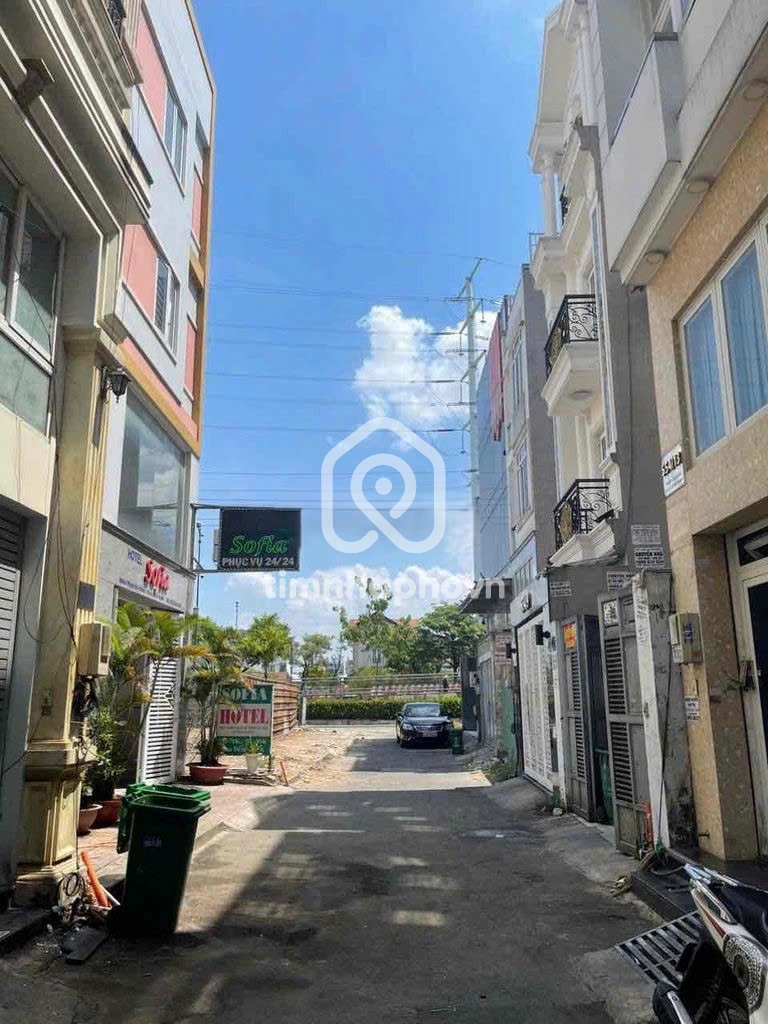 554/10 Đường Phạm Văn Đồng, Phường Bình Lợi Trung