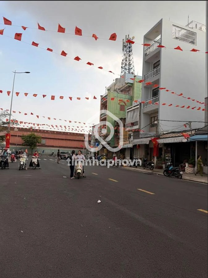 658/8 Đường Phạm Văn Chí, Phường Bình Tiên