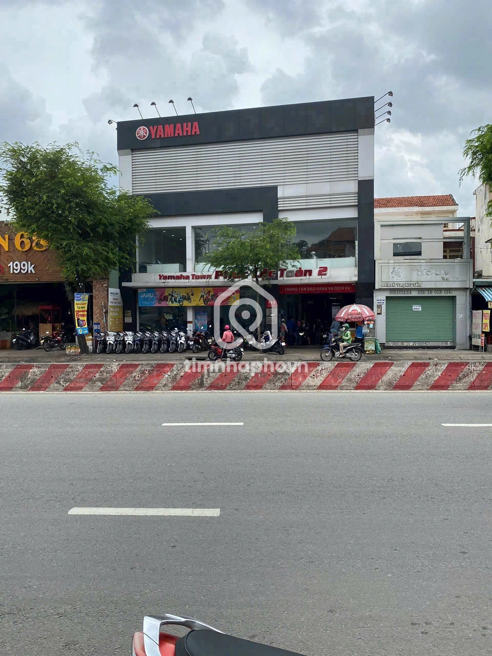 439-439a Đường Lê Trọng Tấn, 0