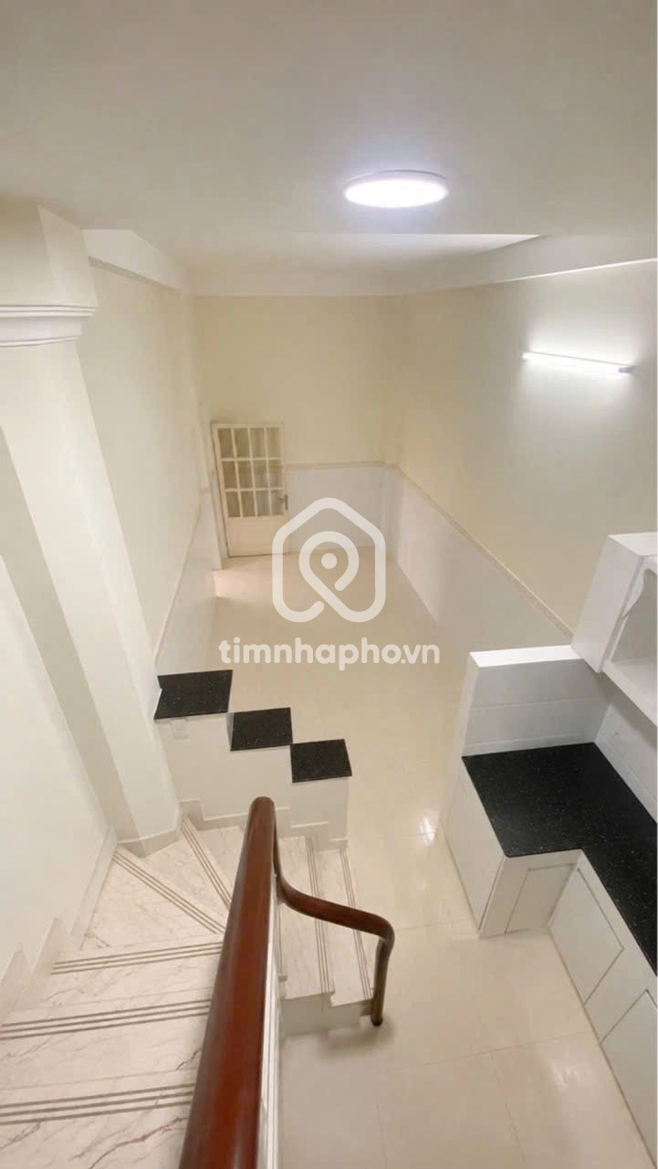 7B/3 Đường Thành Thái, Phường Hòa Hưng