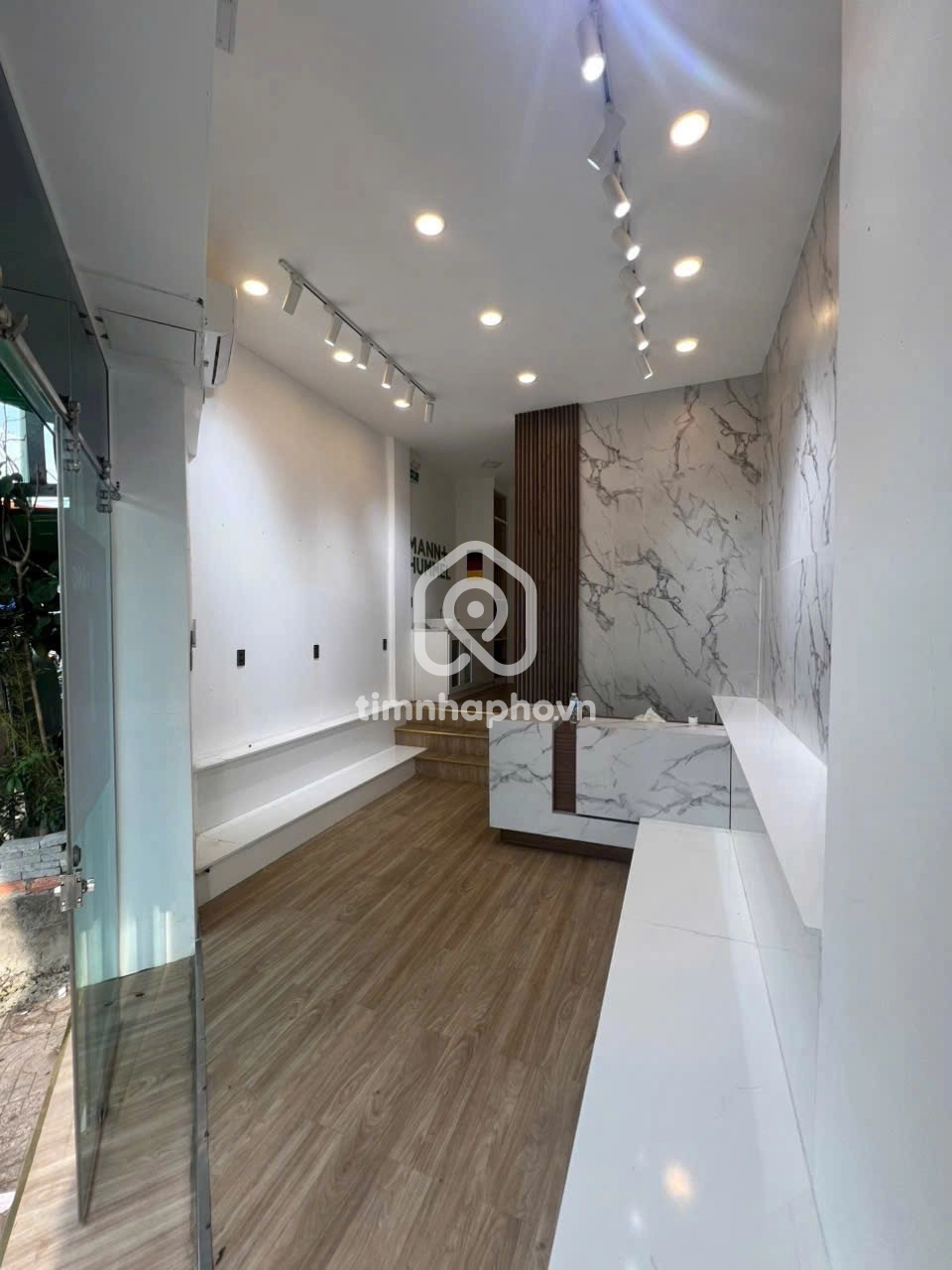 624 Đường Lê Quang Định, 0