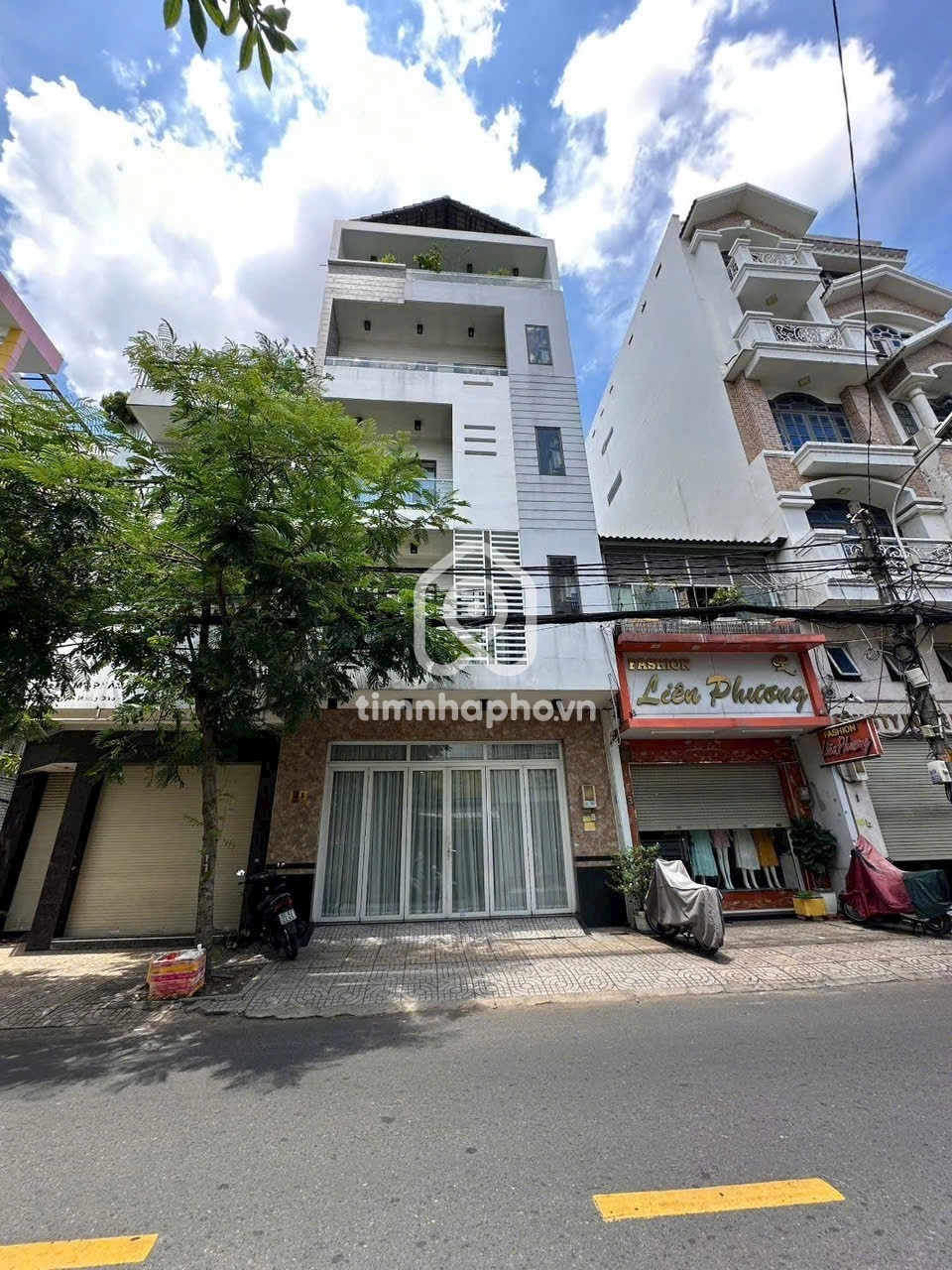 41 Đường Nguyễn Hồng Đào, 