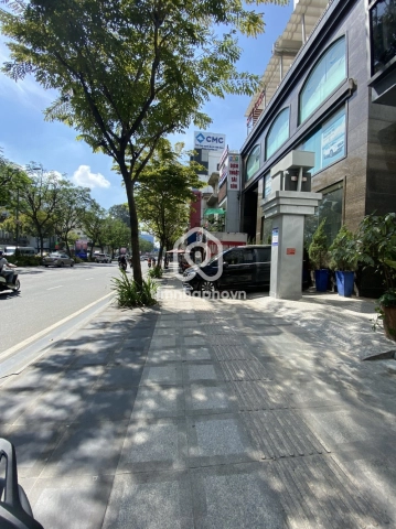 33 Đường Trường Sơn, Phường Tân Sơn Nhất