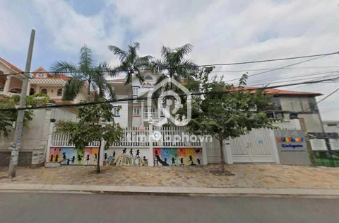 Nhà phố Mặt Tiền Đường Nguyễn Văn Hưởng Thủ Đức - Giá Chỉ 320 Tỷ
