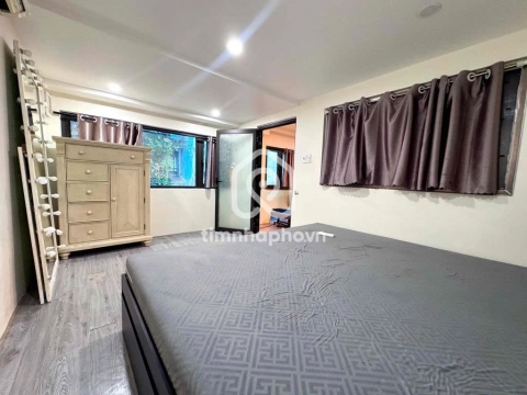 209/11/4 Đường Bến Vân Đồn, 
