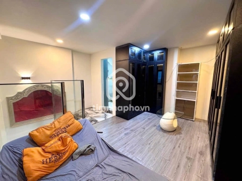 209/11/4 Đường Bến Vân Đồn, 