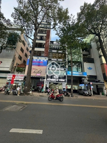 Nhà phố Mặt Tiền Đường Nguyễn Chí Thanh Quận 5 - 1 tầng - Giá Chỉ 80 Tỷ