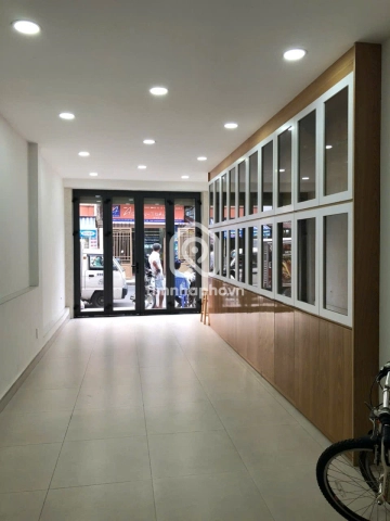 Nhà phố Mặt Tiền Đường Nguyễn Tiểu La Quận 10 - 5 tầng - Giá Chỉ 14 Tỷ