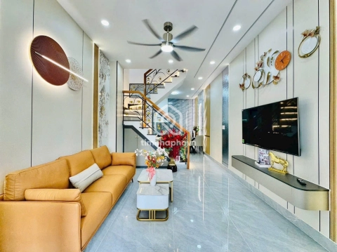 Nhà phố Hẻm Đường Quang Trung Gò Vấp - 2 tầng - Giá Chỉ 4,97 Tỷ