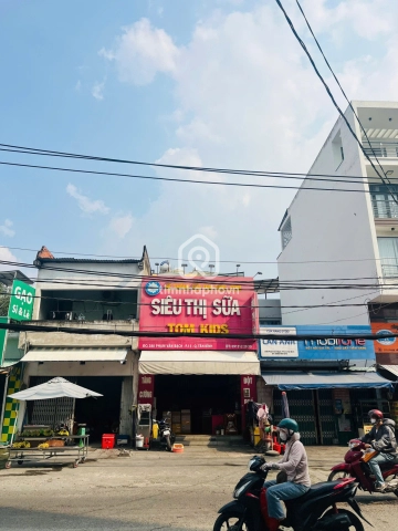 Nhà phố Mặt Tiền Đường Phạm Văn Bạch Tân Bình - 2 tầng - Giá Chỉ 19,5 Tỷ