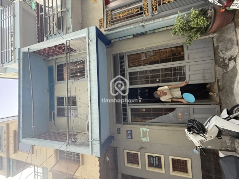 Nhà phố Hẻm Đường Nguyễn Tiểu La Quận 10 - 2 tầng - Giá Chỉ 7,5 Tỷ
