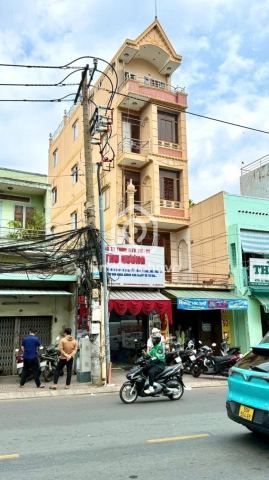Nhà phố Mặt Tiền Đường Lê Quang Định Gò Vấp - 5 tầng - Giá Chỉ 20 Tỷ