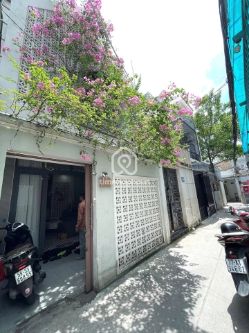 Nhà phố Hẻm Đường Bùi Đình Túy Bình Thạnh - 2 tầng - Giá Chỉ 8,9 Tỷ