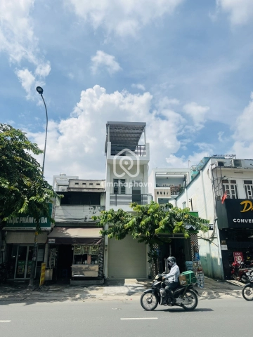Nhà phố Mặt Tiền Đường Nguyễn Kiệm Gò Vấp - 2 tầng - Giá Chỉ 5,85 Tỷ