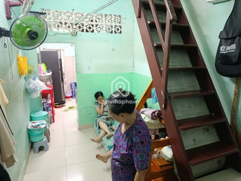 Nhà phố Hẻm Đường Cách Mạng Tháng Tám Quận 10 - 2 tầng - Giá Chỉ 5,6 Tỷ