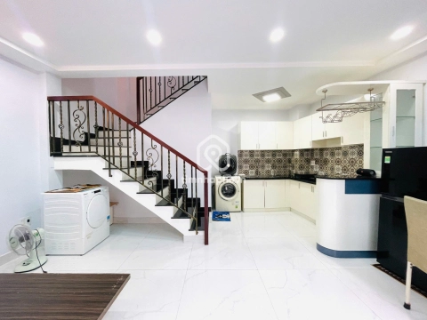 Nhà phố Hẻm Đường Nguyễn Thượng Hiền Bình Thạnh - 5 tầng - Giá Chỉ 6,5 Tỷ