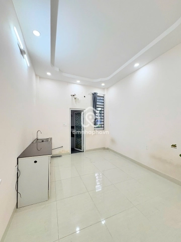 Nhà phố Hẻm Đường Ni Sư Huỳnh Liên Tân Bình - 4 tầng - Giá Chỉ 6,8 Tỷ