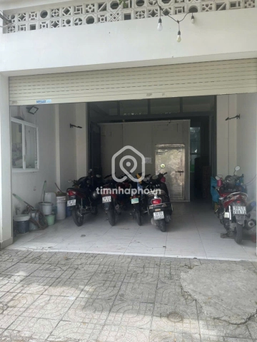 19 Đường 105D Trịnh Quang Nghị, Xã Bình Hưng