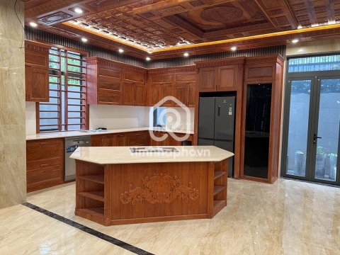 Nhà phố Mặt Tiền Đường Số 1 Bình Chánh - 1 hầm 3 tầng - Giá Chỉ 40 Tỷ