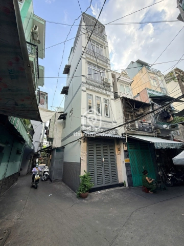 237/42 Đường Hoàng Diệu, Phường Khánh Hội