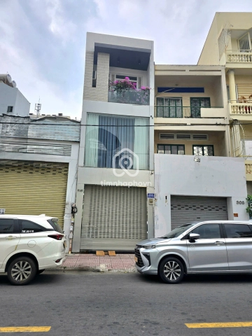 310 Đường Huỳnh Văn Bánh, Phường Phú Nhuận