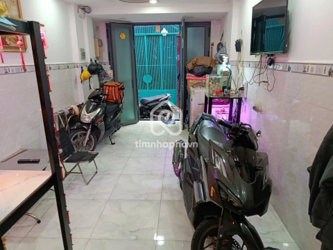 Nhà phố Hẻm Đường Võ Văn Kiệt Quận 1 - 2 tầng - Giá Chỉ 5 Tỷ