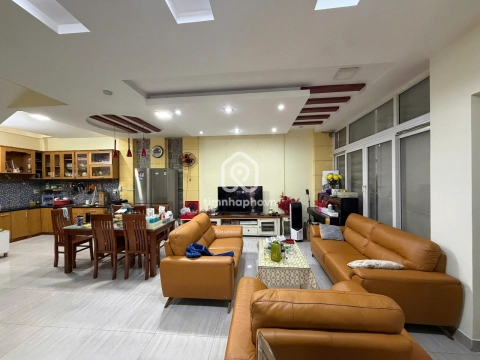 Nhà phố Hẻm Đường Cộng Hòa Tân Bình - 3 tầng - Giá Chỉ 14 Tỷ