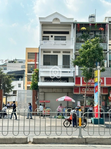 Nhà phố Mặt Tiền Đường Nguyễn Thái Học Quận 1 - 3 tầng - Giá Chỉ 33 Tỷ