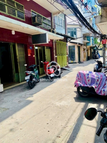 Nhà phố Hẻm Đường Nguyễn Tiểu La Quận 10 - 2 tầng - Giá Chỉ 5,6 Tỷ