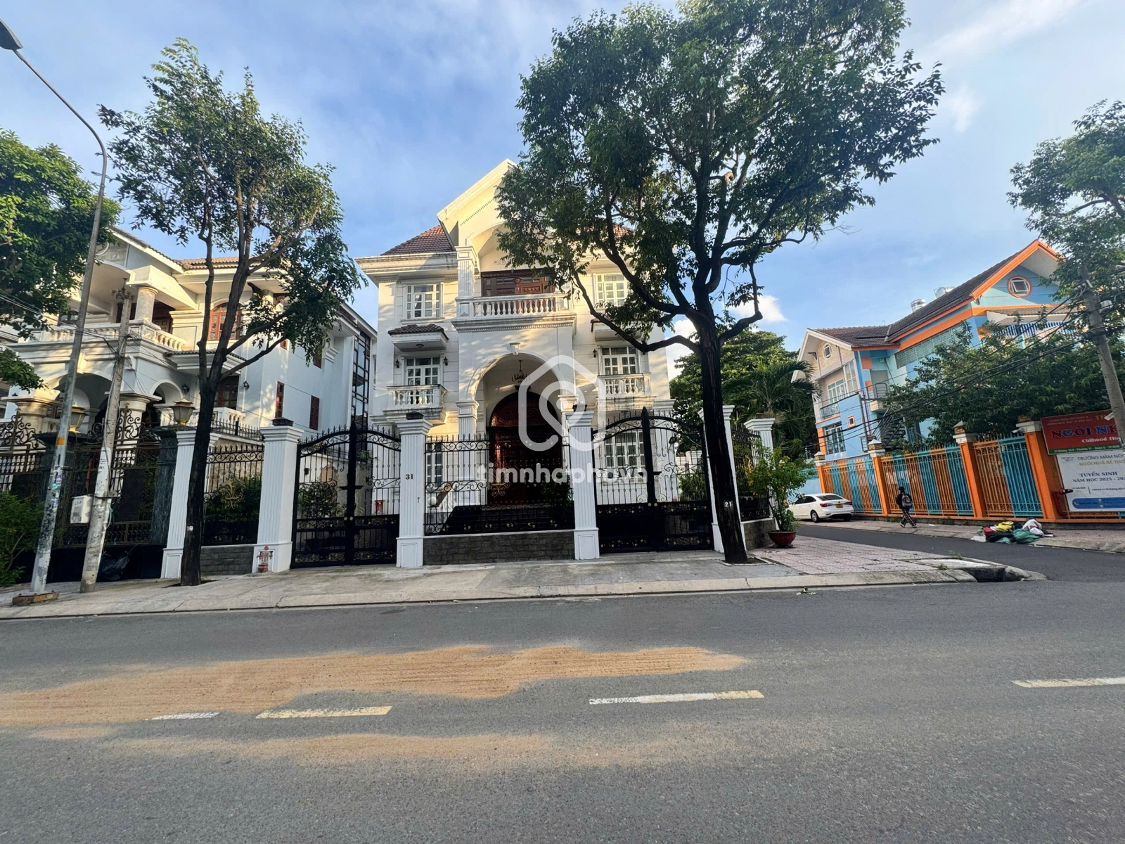 31 Đường Số 8, Phường Bình Phú
